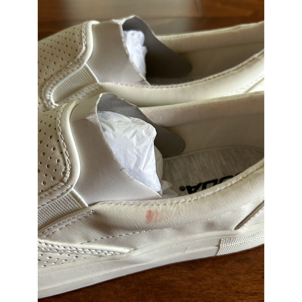 Soda Flat Women Shoes Slip On Loafers Casual Sneakers Memory Foam White‎ 10 NEW - Picture 3 of 7